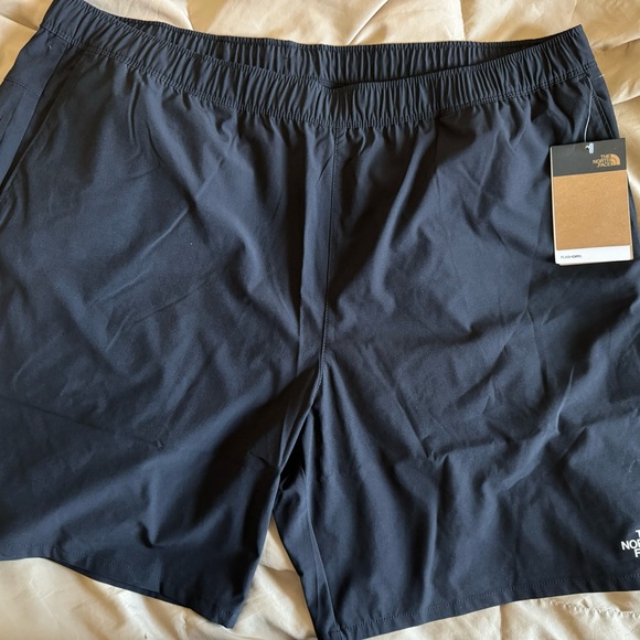 THENORTHFACE wander shorts - Picture 3 of 4